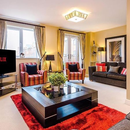 Stylish Townhouse Chester City Centre With Parking Bagian luar foto