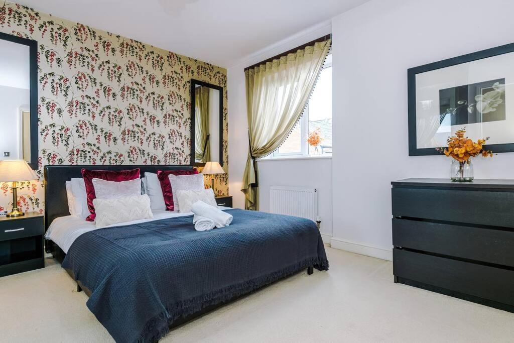 Stylish Townhouse Chester City Centre With Parking Bagian luar foto
