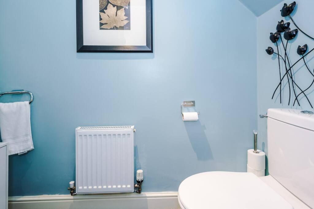Stylish Townhouse Chester City Centre With Parking Bagian luar foto