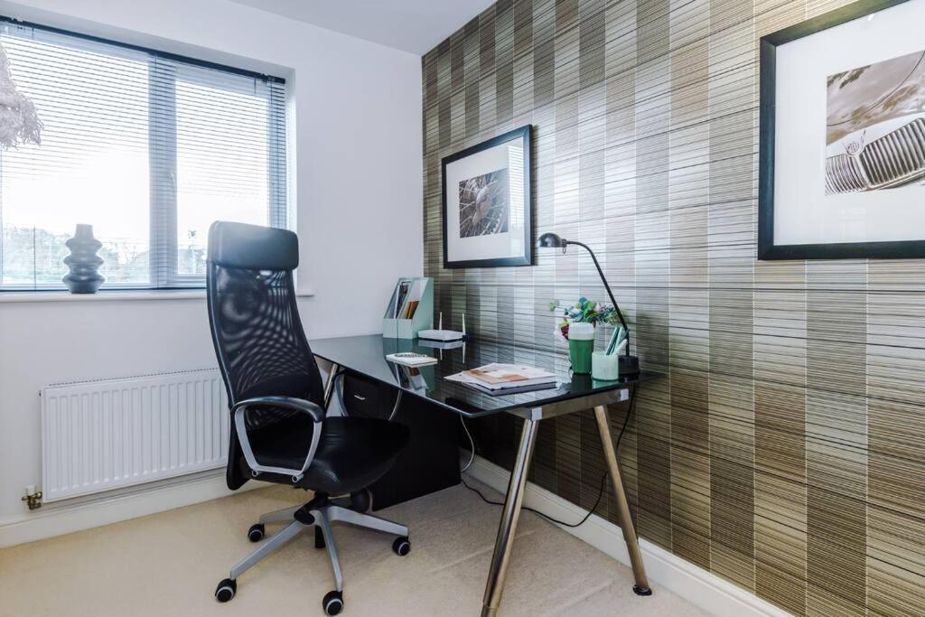 Stylish Townhouse Chester City Centre With Parking Bagian luar foto